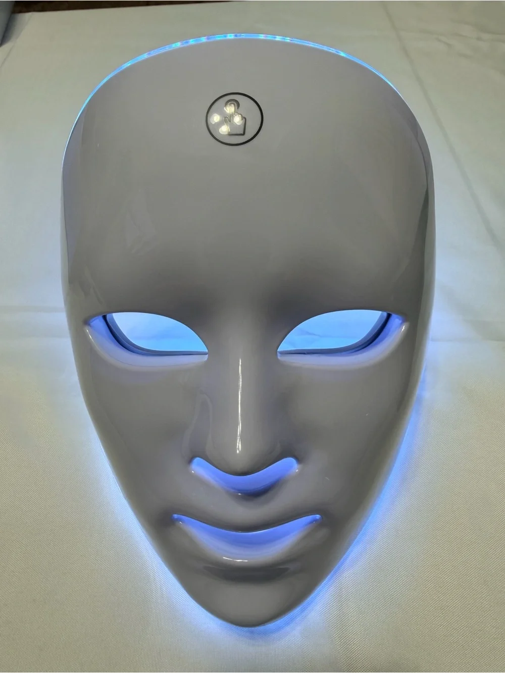 LED Light Therapy Face Mask in White